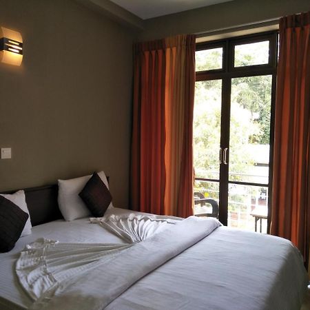 Ella Rock House Hotel Ngoại thất bức ảnh