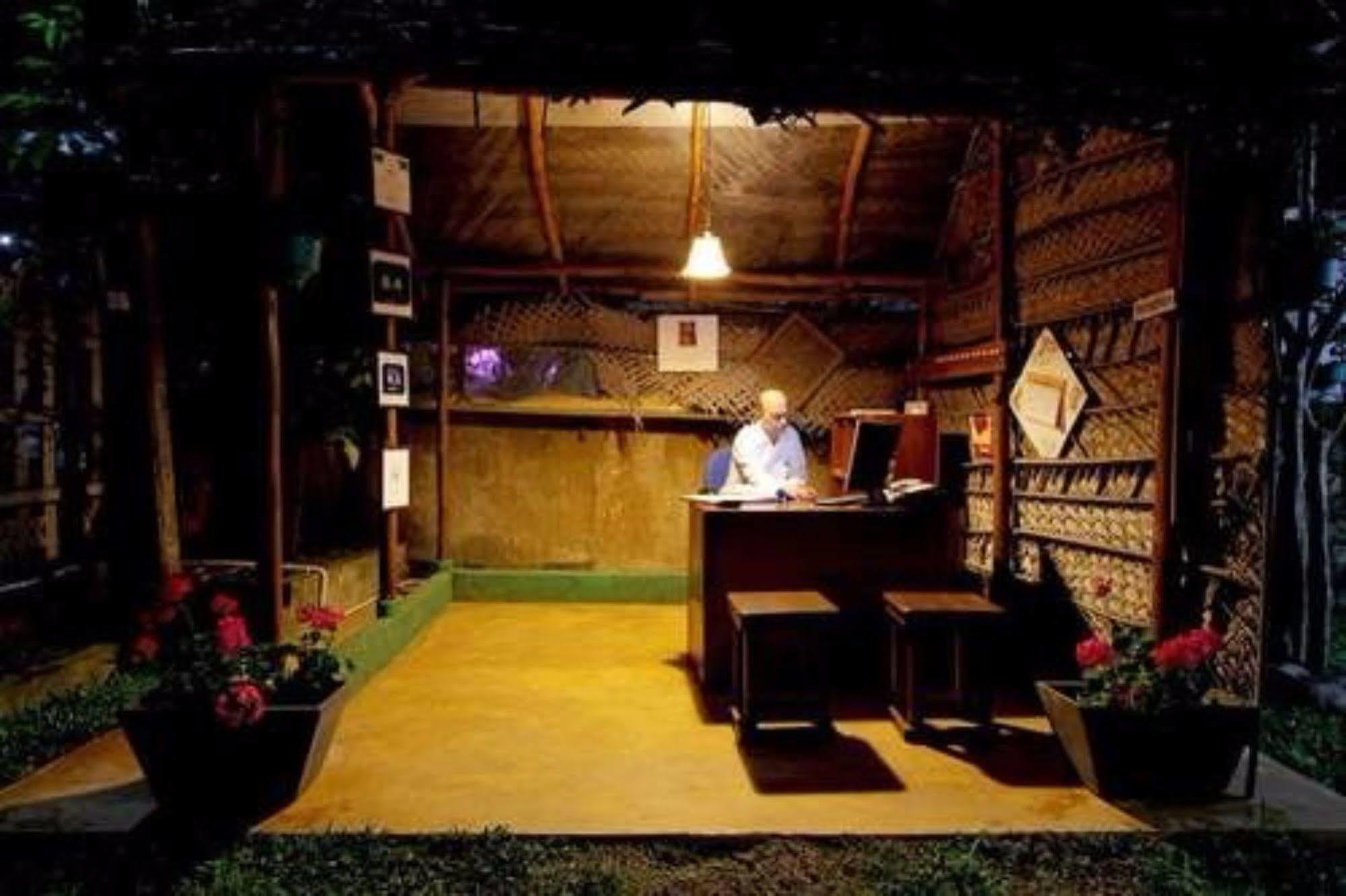 Ella Rock House Hotel Ngoại thất bức ảnh